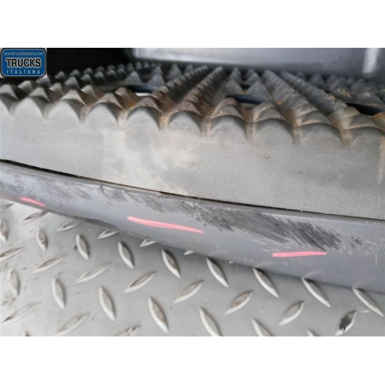 PEDANA SALITA A/SX IVECO Stralis 2003>2007 usato