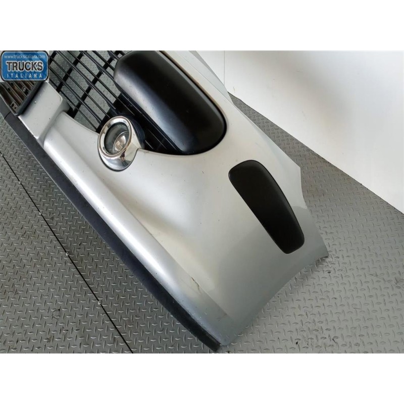 PEUGEOT PARAURTI ANTERIORE PEUGEOT 307 2005>2008 usato
