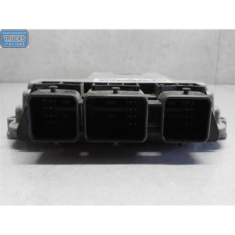 RENAULT van CENTRALINA MOTORE RENAULT van Trafic 2001>2007 usato