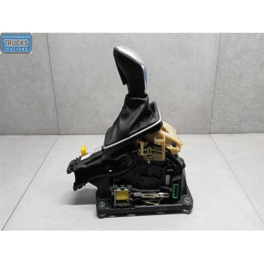 LEVER VOLVO V40 2012>2016 used