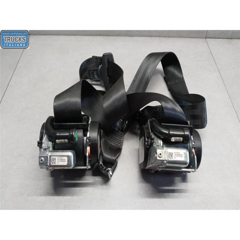 VOLVO KIT BELTS VOLVO V40 2012>2016 used