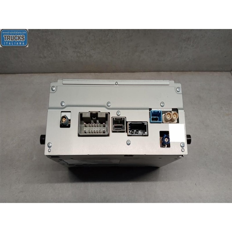 VOLVO AUTORADIO VOLVO V40 2012>2016 usato