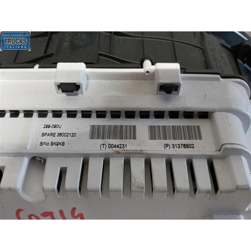 VOLVO QUADRO STRUMENTI VOLVO V40 2012>2016 usato