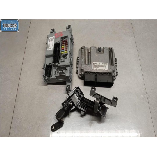 CENTRALINA MOTORE OPEL van Combo D 2012>2018 usato