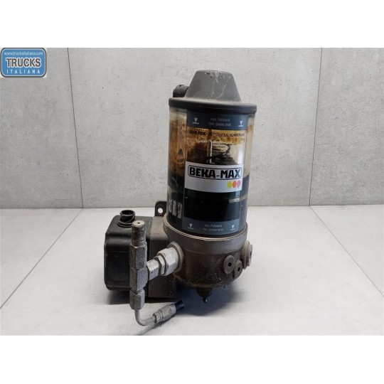 GREASE GUN PUMP MAN TGX  used