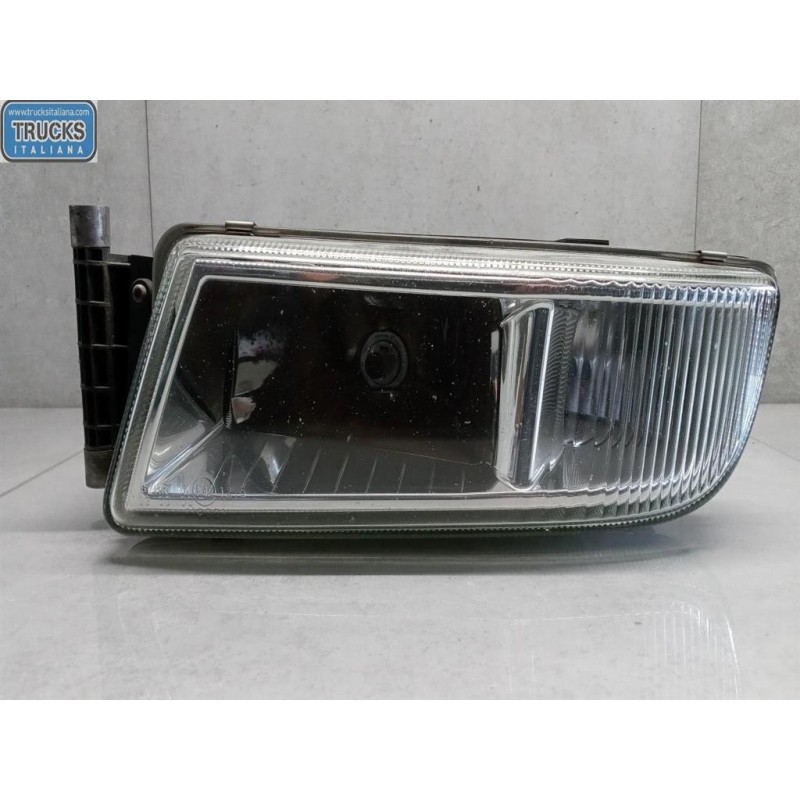 MAN LEFT FOG LIGHT LAMP MAN TGX  used