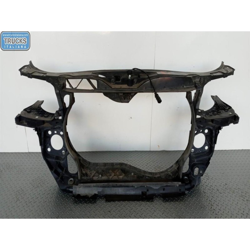 AUDI RIVESTIMENTO ANTERIORE COMPLETO AUDI A4 2000>2004 usato