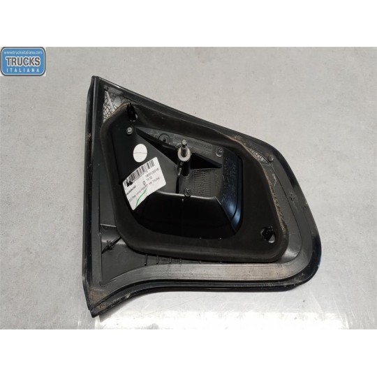 FARO POSTERIORE INTERNO DESTRO CITROEN C3 2013>2016 usato