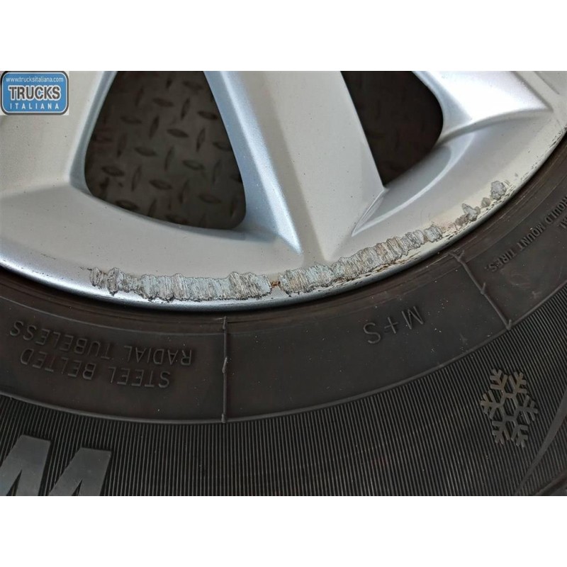 SEAT KIT ALLOY WHEELS  SEAT Ibiza 2012>2015 used