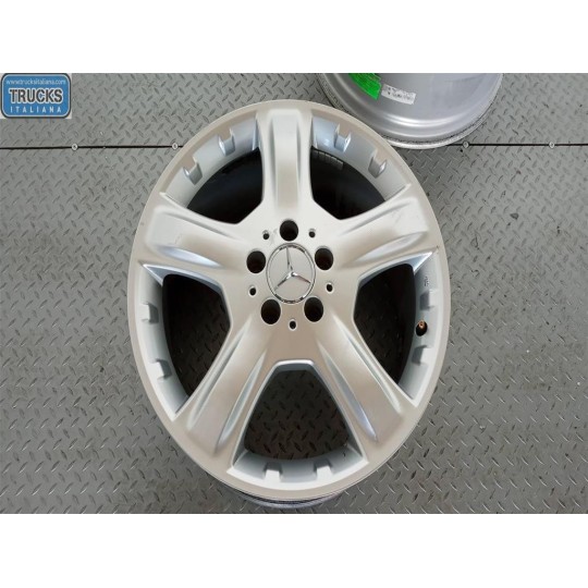 KIT 4 CERCHI IN LEGA MERCEDES-BENZ Classe M (W164) 2005>2011 usato