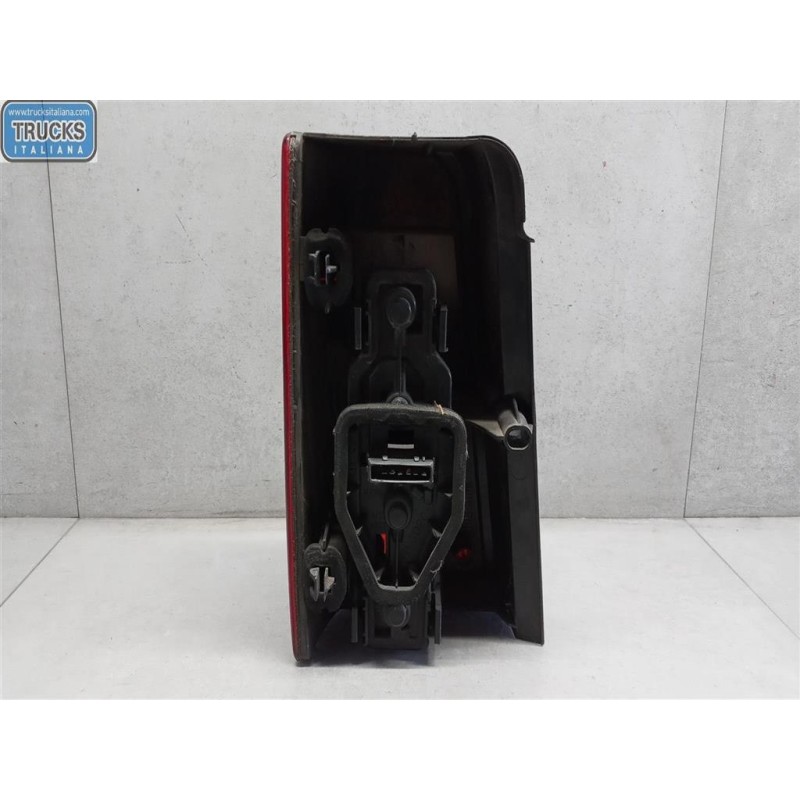 CITROEN FARO POSTERIORE ESTERNO DESTRO CITROEN Berlingo 2003>2008 usato