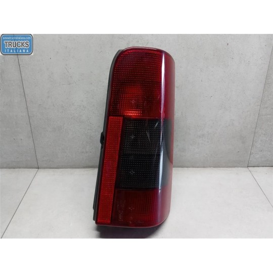 FARO POSTERIORE ESTERNO DESTRO CITROEN Berlingo 2003>2008 usato