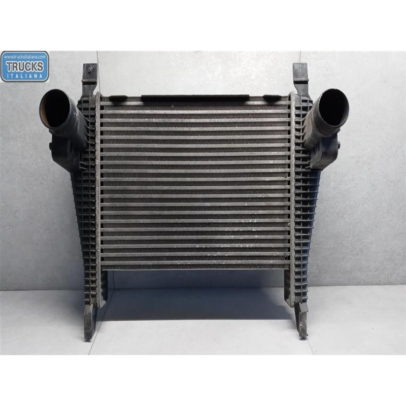 IVECO RADIATORE INTERCOOLERS IVECO EUROCARGO 2000>2005  usato