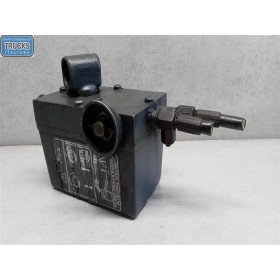CAB LIFT PUMP  IVECO...