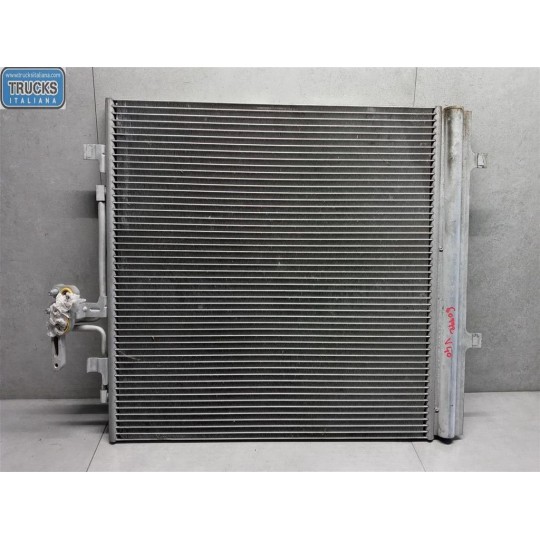 RADIATORE CLIMATIZZATORE VOLVO V40 2016> usato