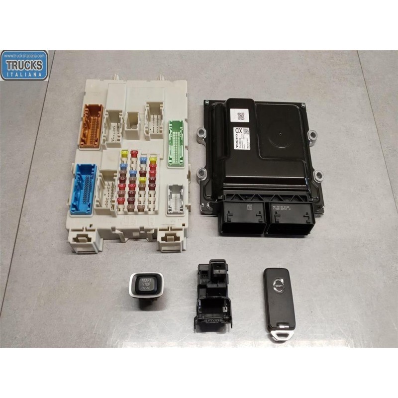 VOLVO CENTRALINA MOTORE VOLVO V40 2016> usato