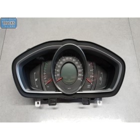 INSTRUMENT PANEL VOLVO V40...