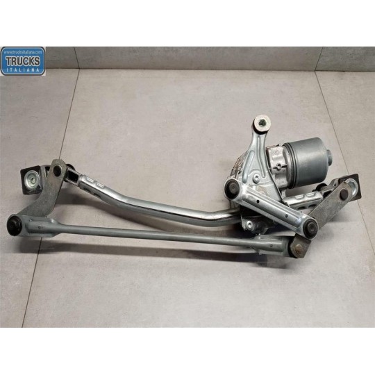 windshield wiper motor VOLVO V40 2016> used