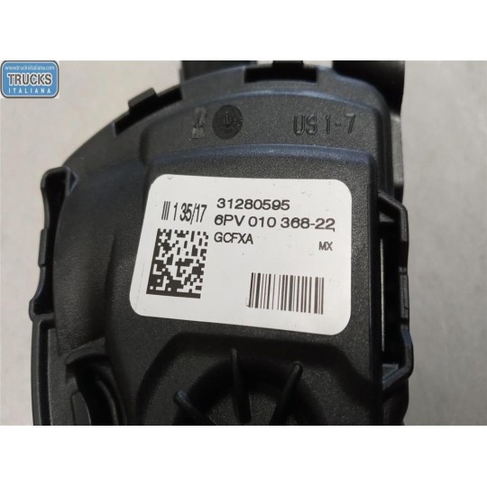 ELETRONIC THROTTLE PEDAL  VOLVO V40 2016> used