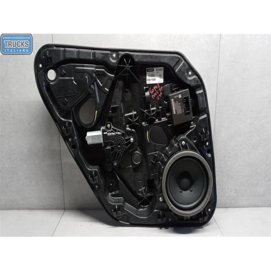 BACK LEFT POWERED WINDOWS  VOLVO V40 2016> used