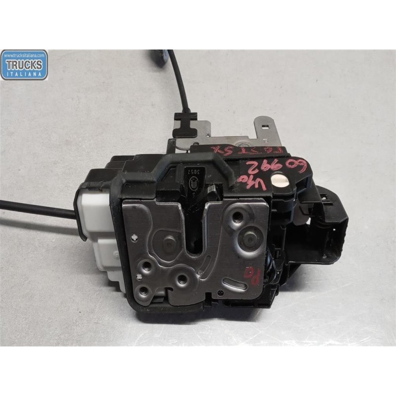 VOLVO LATCH LOCK VOLVO V40 2016> used