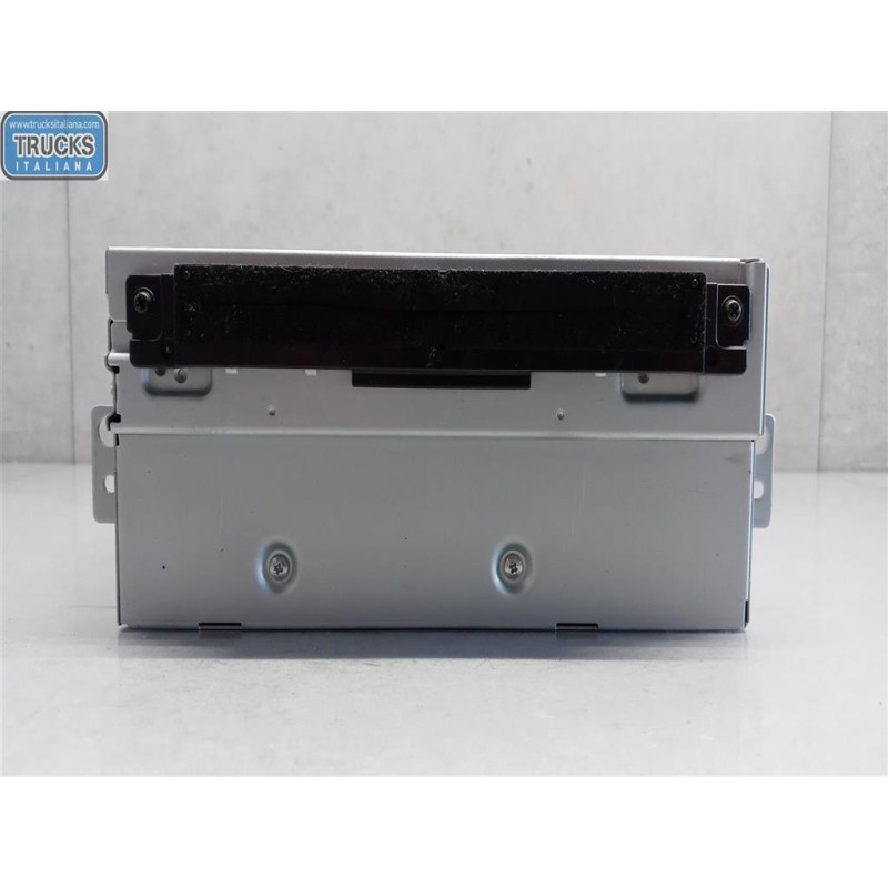 VOLVO AUTORADIO VOLVO V40 2016> usato