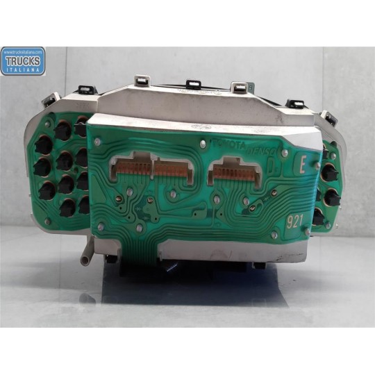 INSTRUMENT PANEL TOYOTA Yaris 1999>2003 used