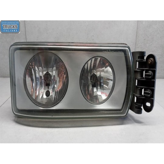 FARO ANTERIORE DESTRO IVECO Stralis 2003>2007 usato