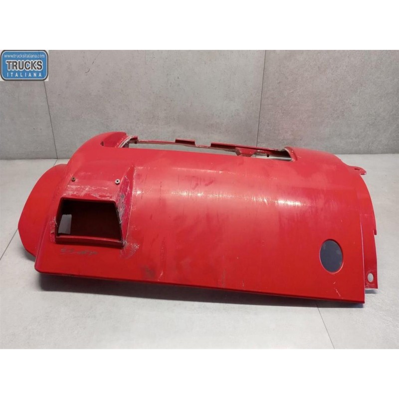 VOLVO truck PLASTICHE ESTERNE VARIE VOLVO truck FM 9 usato
