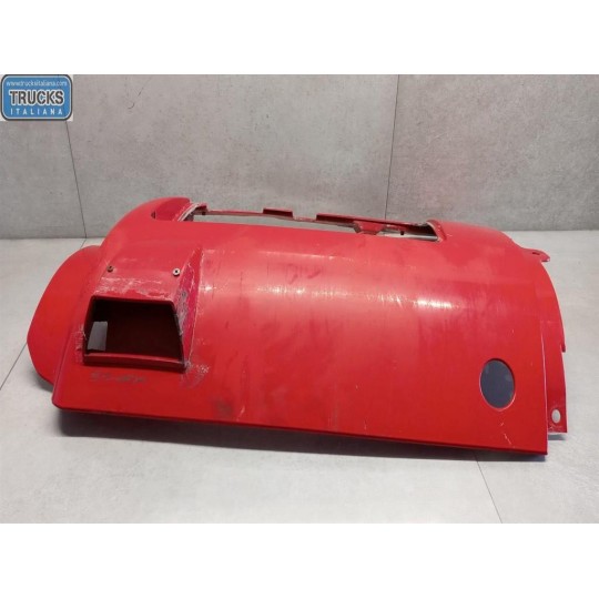 PLASTICHE ESTERNE VARIE VOLVO truck FM 9 usato
