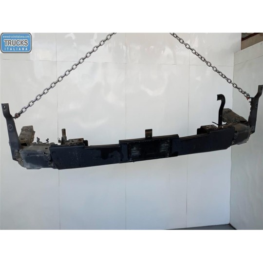 TRAVERSA ANTERIORE PARAURTO VOLVO truck FM 9 usato