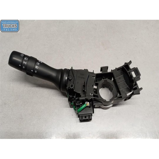 DEVIOLUCI TOYOTA Yaris 2011>2014 usato