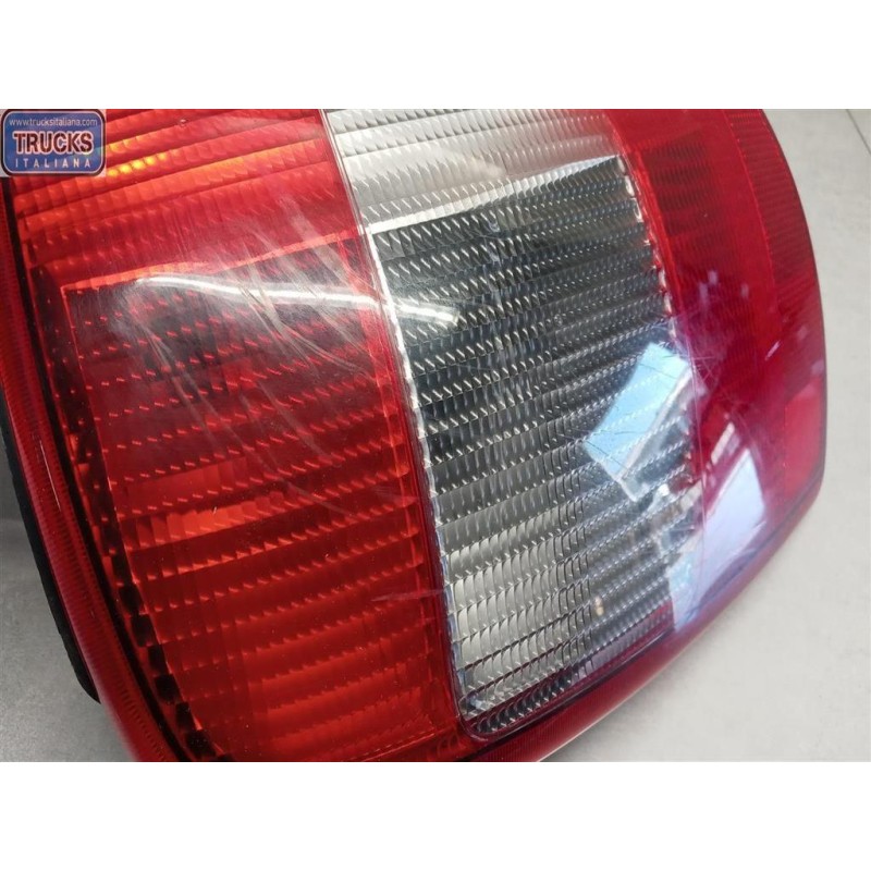 CHRYSLER RIGHT REAR LIGHT CHRYSLER Voy./G.Voyager 2004>2008 used