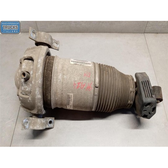 RIGHT FRONT SHOCK ASSORBER VOLKSWAGEN Touareg 2002>2007 used