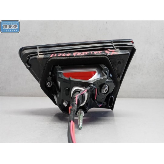 FARO POSTERIORE INTERNO SINISTRO RENAULT Clio 2012>2016 usato