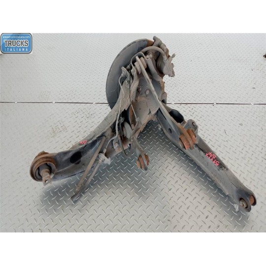 MONTANTE POST DESTRO MITSUBISHI Asx 2010>2013 usato