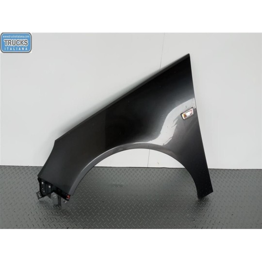 PARAFANGO ANTERIORE SINISTRO OPEL Insignia 2009>2012 usato