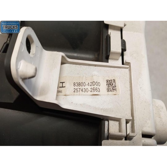 QUADRO STRUMENTI TOYOTA Rav 4 2006>2010 usato