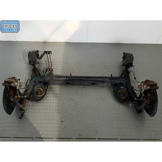 ASSALE POSTERIORE RENAULT Clio 2005>2009 usato