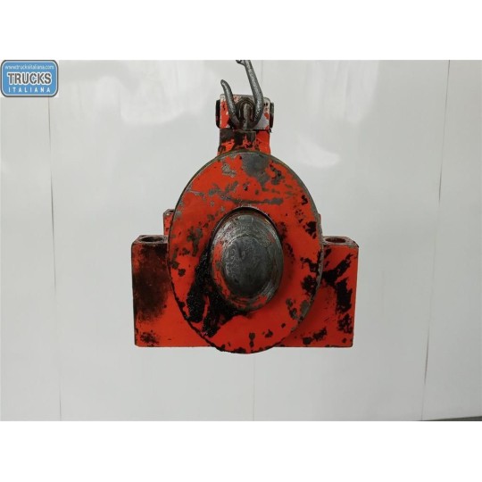 PISTONI IDRAULICI MACCHINE OPERATRICI GENERICO usato