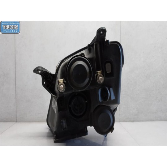 FARO ANTERIORE DESTRO OPEL Meriva A 2003>2006 usato