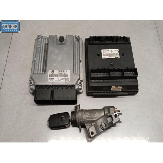 CENTRALINA MOTORE VOLKSWAGEN van Trasporter T5 2003>2009 usato