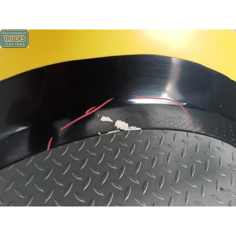 VOLKSWAGEN van LEFT FRONT MUDGUARD  VOLKSWAGEN van Trasporter T5 2003>2009 used