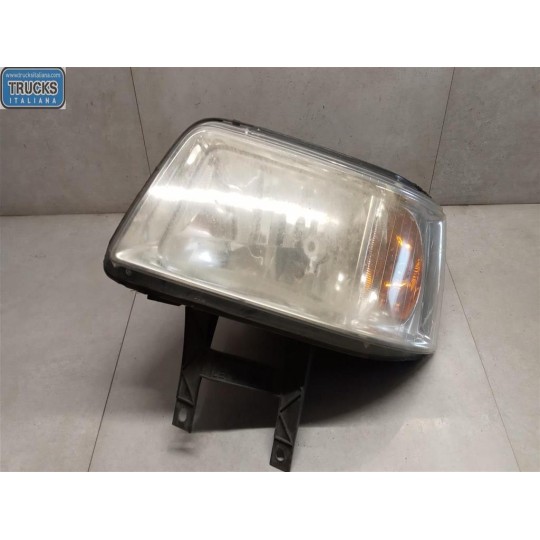 FARO ANTERIORE SINISTRO VOLKSWAGEN van Trasporter T5 2003>2009 usato
