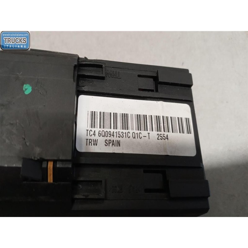 VOLKSWAGEN van BLOCCO LUCI VOLKSWAGEN van Trasporter T5 2003>2009 usato