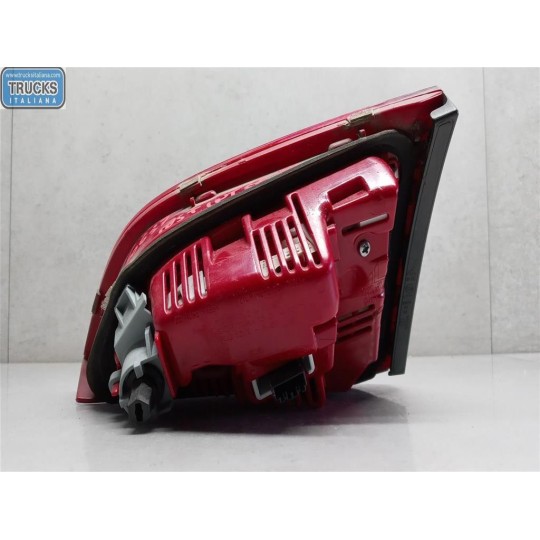 FARO POST INTERNO LED SINISTRO AUDI A4 2011>2015 usato
