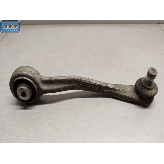 BRACCIO SOSPENSIONE SUPERIORE DESTRO AUDI A4 2011>2015 usato