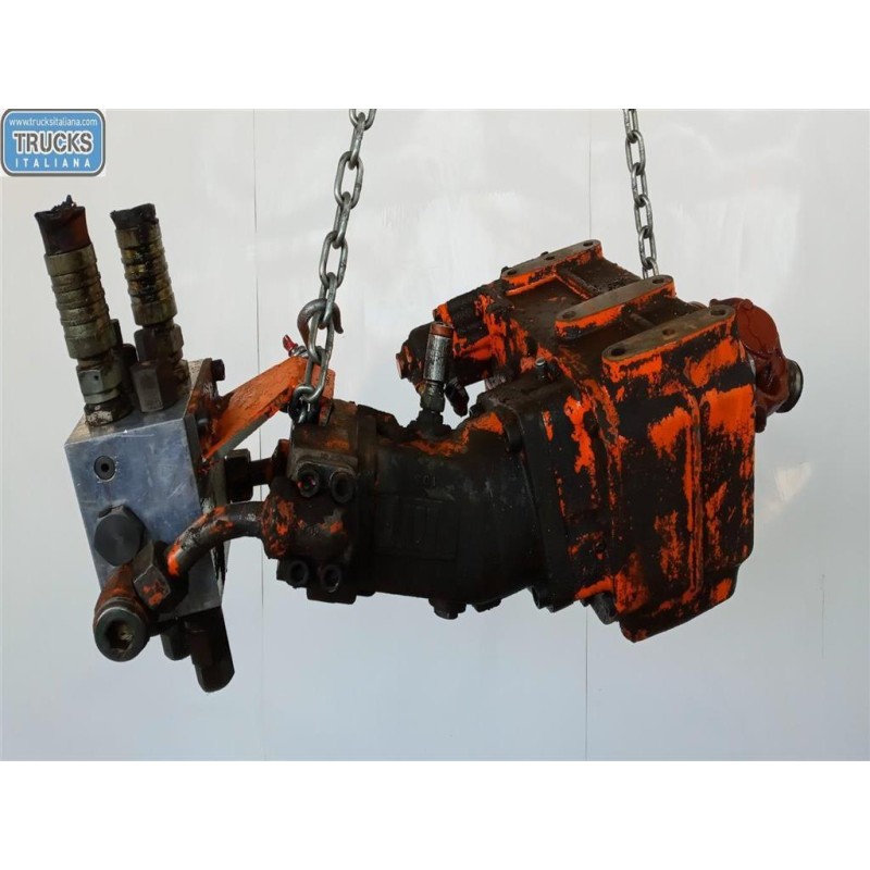 MACCHINE OPERATRICI DISTRIBUTOR MACCHINE OPERATRICI GENERICO used