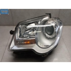 FRONT LEFT FLASHLIGHT...