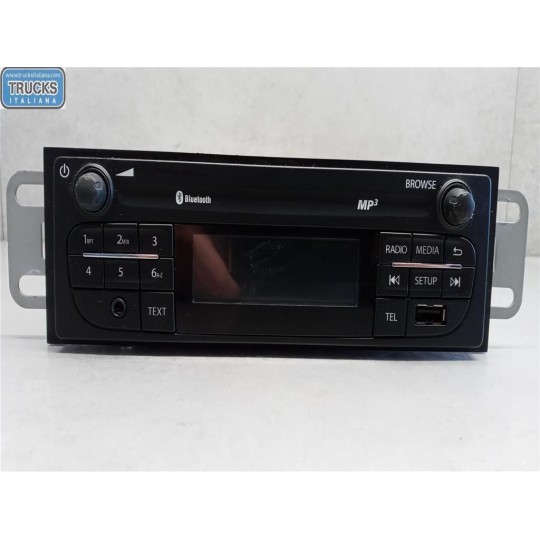 AUTORADIO RENAULT van Trafic 2014>2019 usato